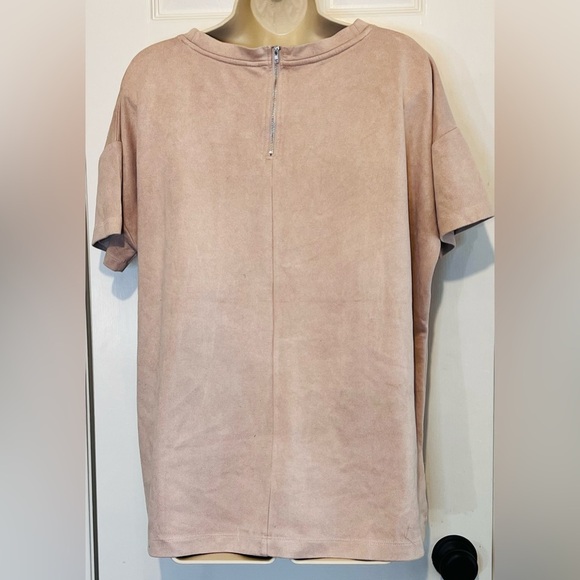 WISHLIST Women’s Stretch Faux Suede Top, Short Sleeve, Loose Fit, Cream, M/L - Picture 2 of 9